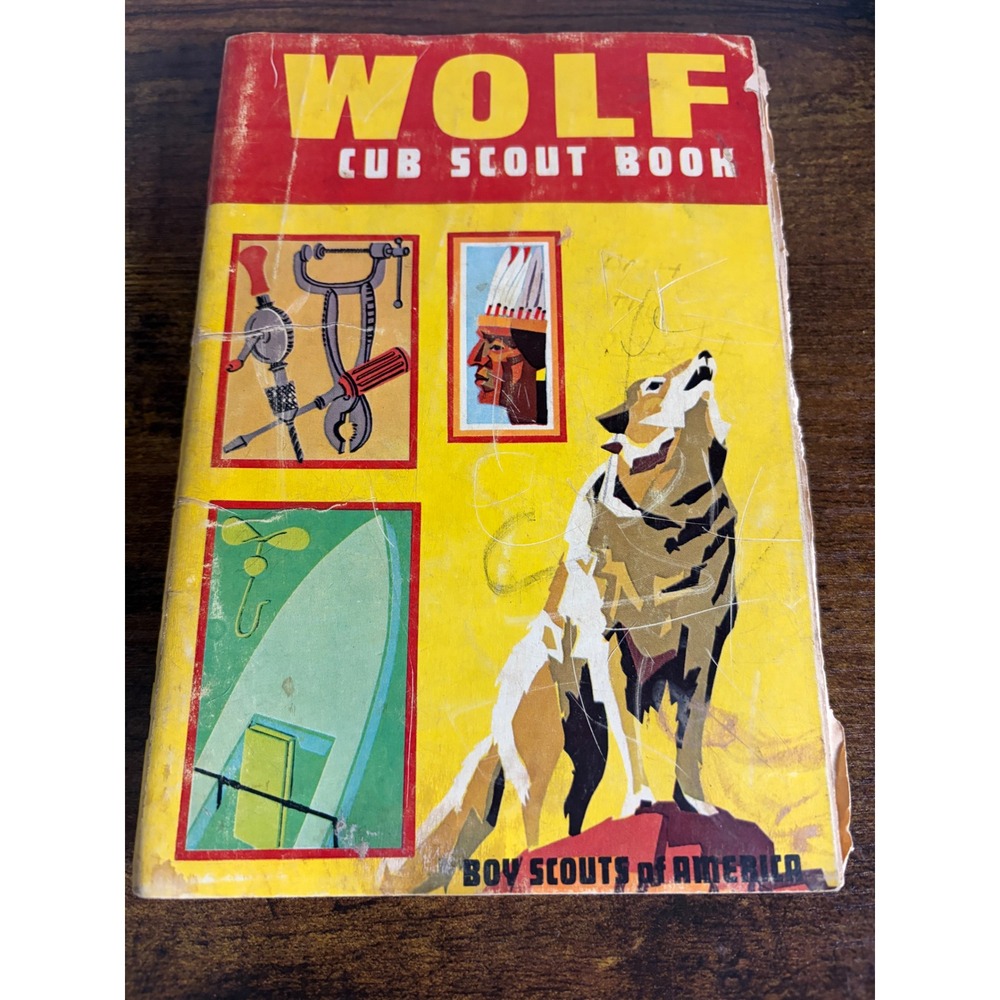 Vintage 1970 Wolf Cub Scout Book Boy Scouts of America Handbook  1970 AS IS